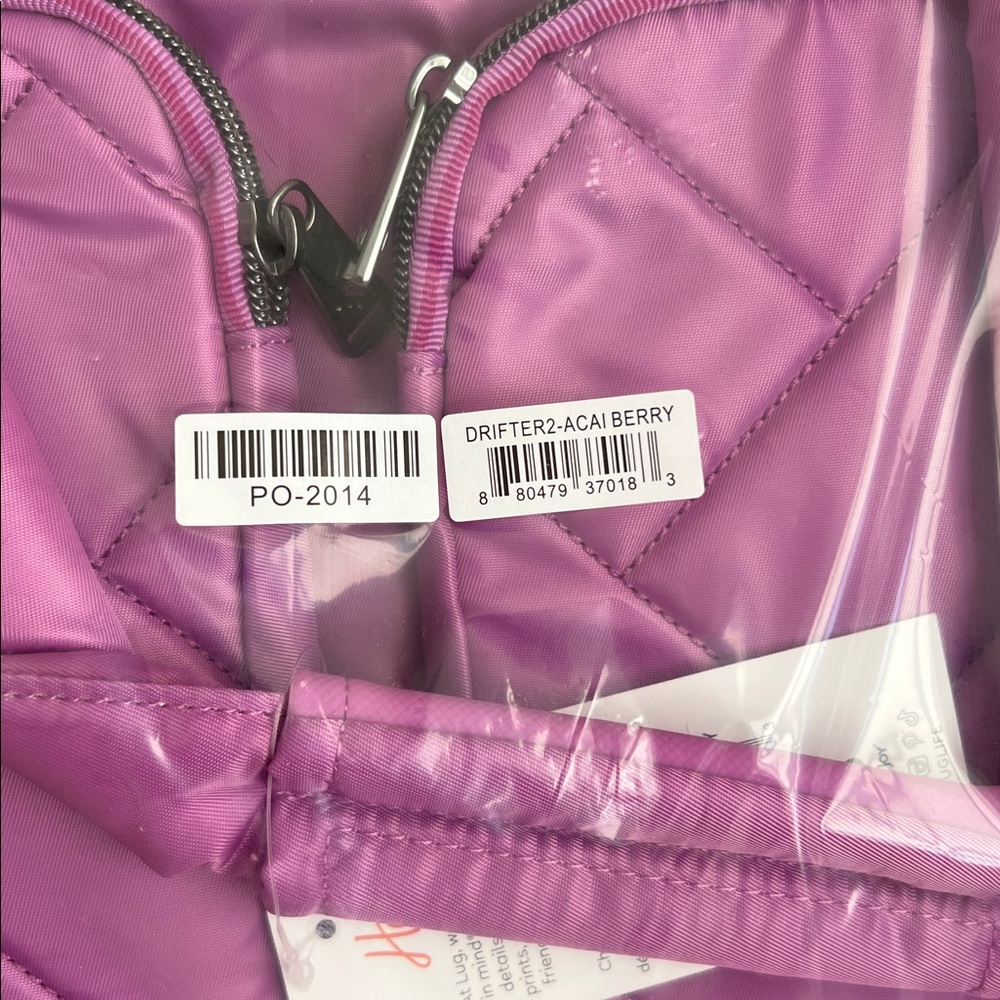 NWT Lug Drifter 2 Duffel Bag in Açaí Berry - Picture 2 of 10